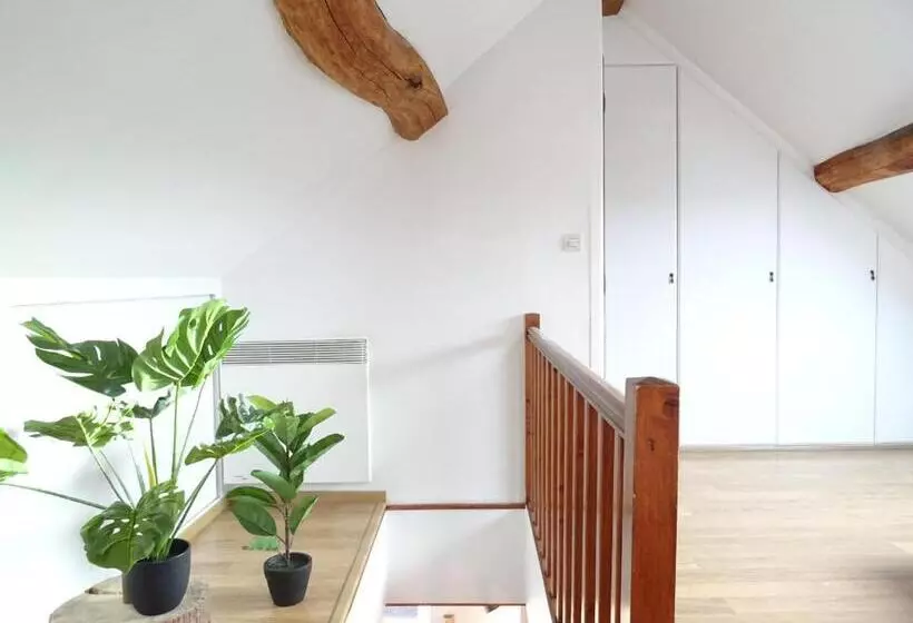 Aamiaismajoitus (B&B) Square Bnb   Duplex à 10min De Disneyland Paris