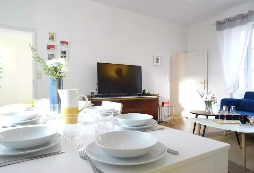 Aamiaismajoitus (B&B) Square Bnb   Duplex à 10min De Disneyland Paris