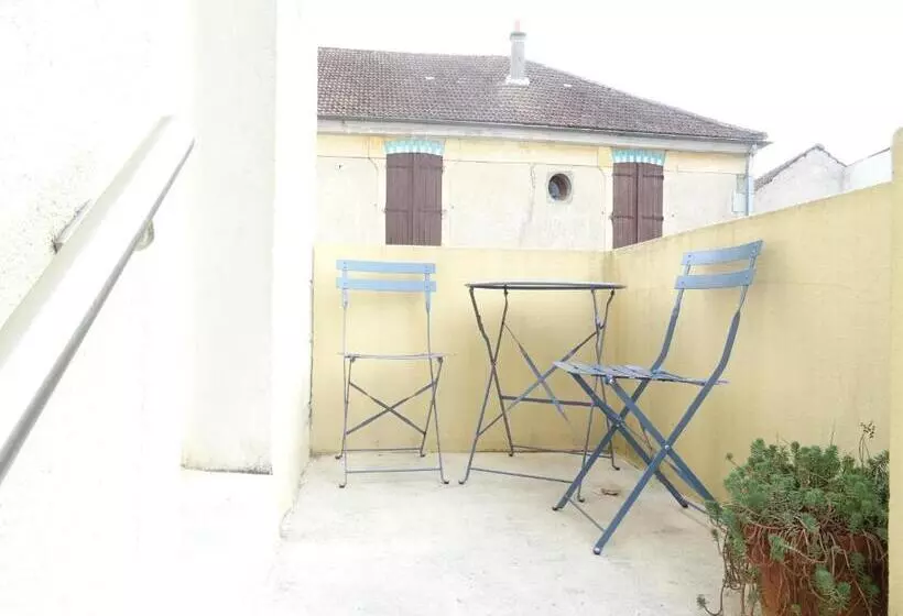 Aamiaismajoitus (B&B) Square Bnb   Duplex à 10min De Disneyland Paris