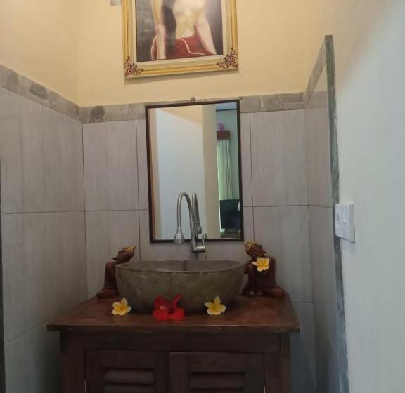 ベッドアンドブレックファースト Swastika Guest House Ubud