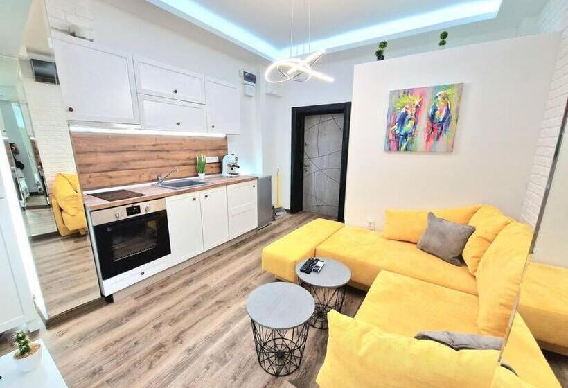 تختخواب و صبحانه The Little Prince Studio