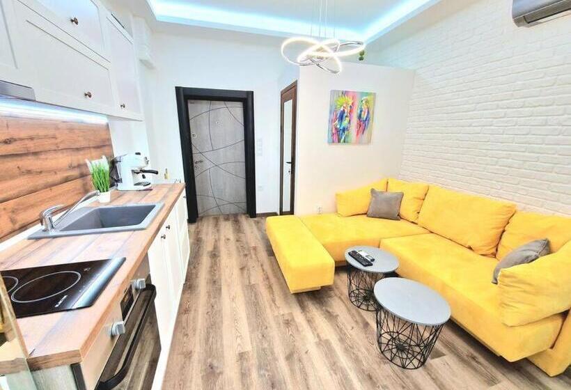 تختخواب و صبحانه The Little Prince Studio