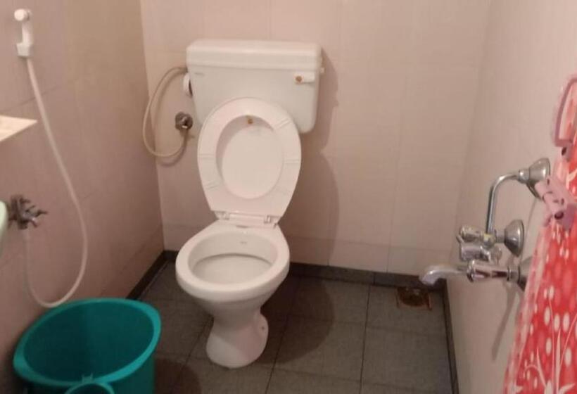 Отель Aashikha Farm House Puducherry