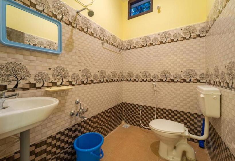 Отель Aashikha Farm House Puducherry