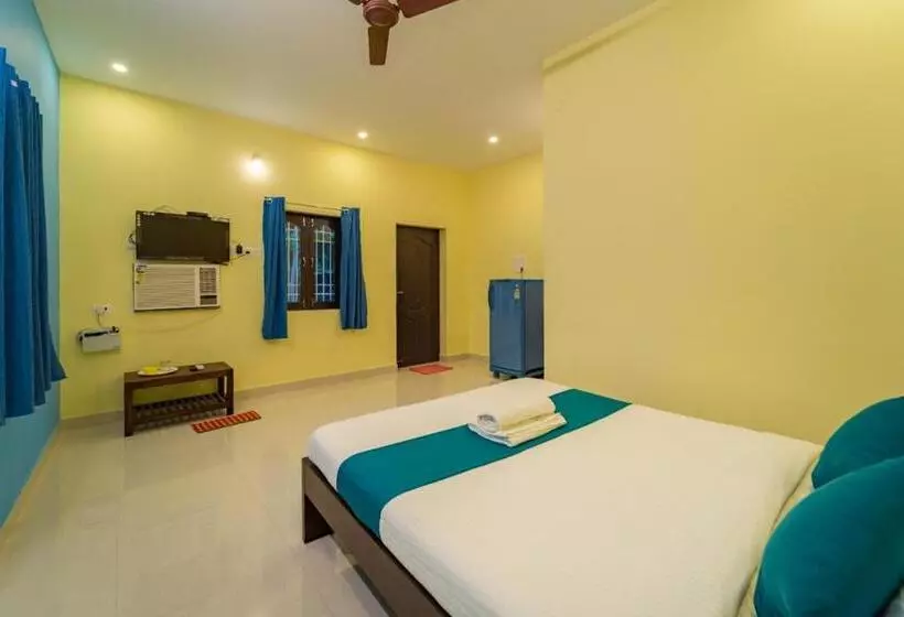 هتل Aashikha Farm House Puducherry