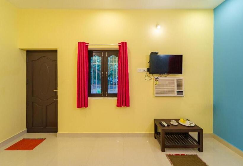 Отель Aashikha Farm House Puducherry