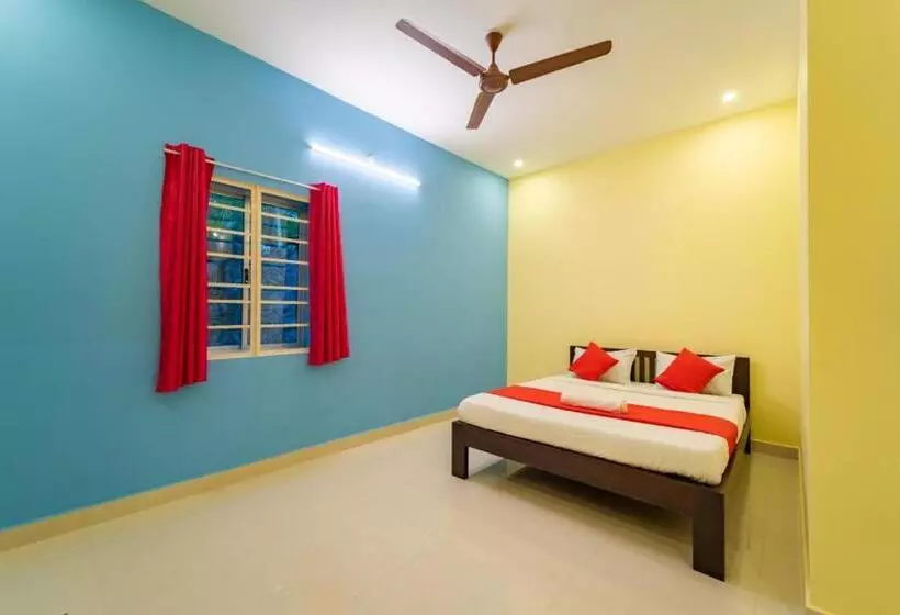 هتل Aashikha Farm House Puducherry
