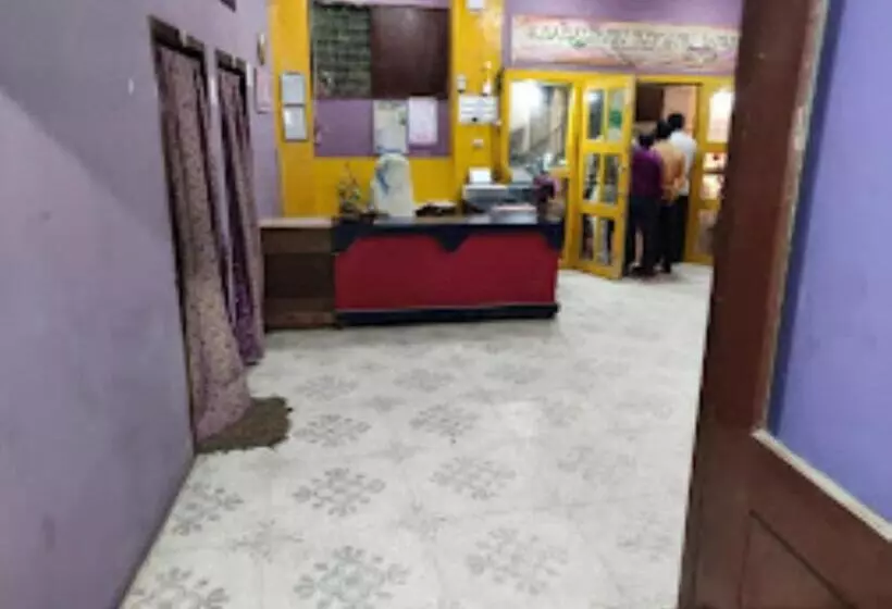 ホテル Dharam Mukti Utsav Bhawan, Raxaul