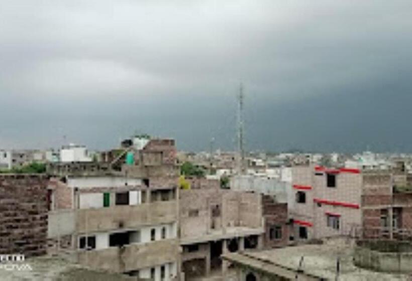 בית מלון כפרי Dharam Mukti Utsav Bhawan, Raxaul