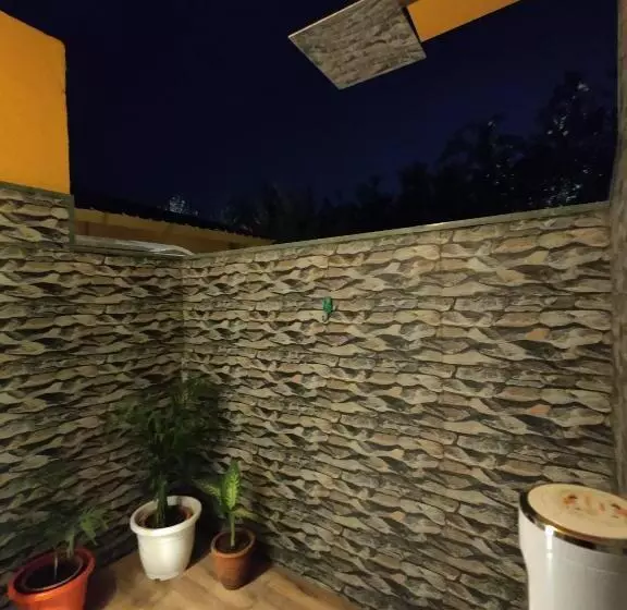 هتل Girisadan Organic Farm Retreat & Botanical Forest