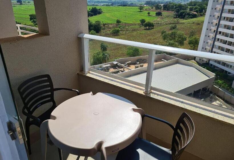 هتل Ideal Para Famílias, Hospede Se No Solar Das águas