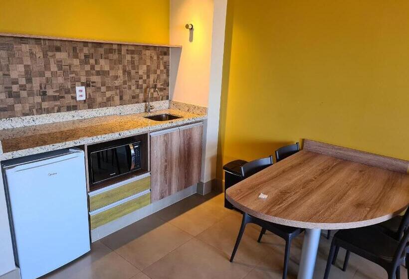 هتل Ideal Para Famílias, Hospede Se No Solar Das águas