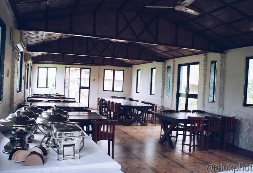 Hotel Jambrung Studio Apartments With Common Pool