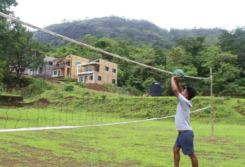 Hotel Jambrung Studio Apartments With Common Pool