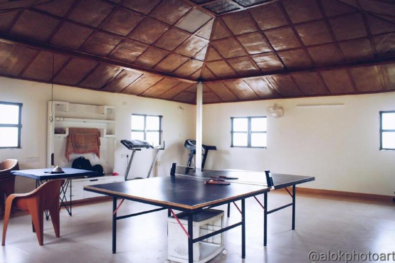 Hotel Jambrung Studio Apartments With Common Pool