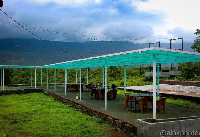 Hotel Jambrung Studio Apartments With Common Pool