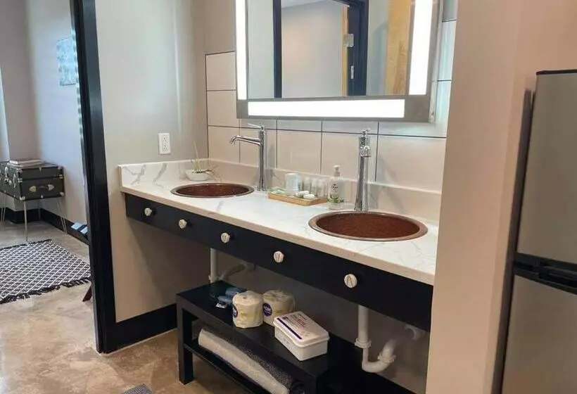 Hotelli Boxcar Three Family Suite Near Winter Fun