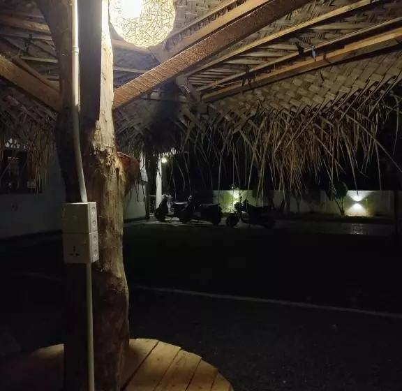 Hotelli Shanon Lake Villa Surf Lodge