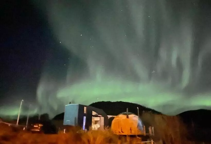هتل Storjord Farmstay Ranchhouse