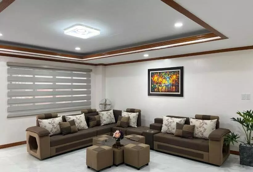 ホテル The Legacy