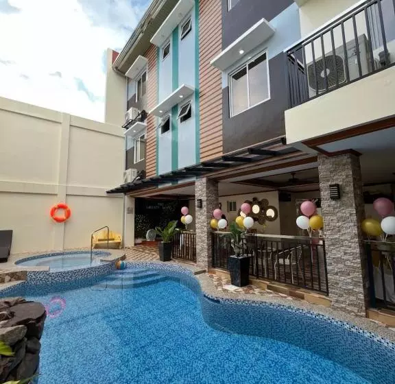 ホテル The Legacy