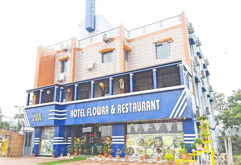 Oyo Hotel Flowra