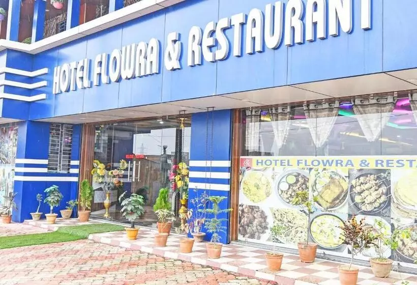 Oyo Hotel Flowra