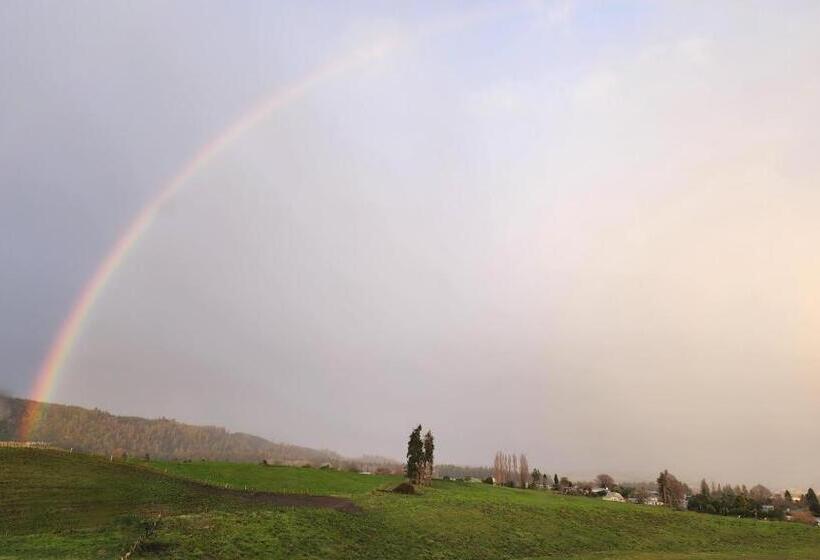 Pansiyon A Stunning Retreat In Rotorua!