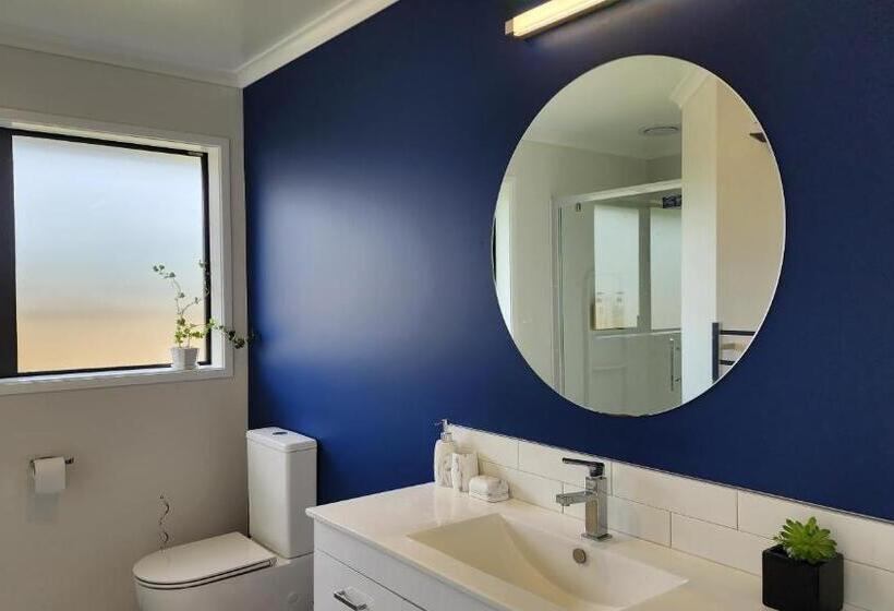 Pansiyon A Stunning Retreat In Rotorua!