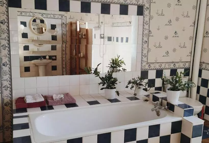 ペンション Guestroom Saint André De Najac, 1 Pièce, 2 Personnes   Fr 1 601 449
