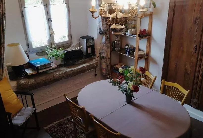 ペンション Guestroom Saint André De Najac, 1 Pièce, 2 Personnes   Fr 1 601 449