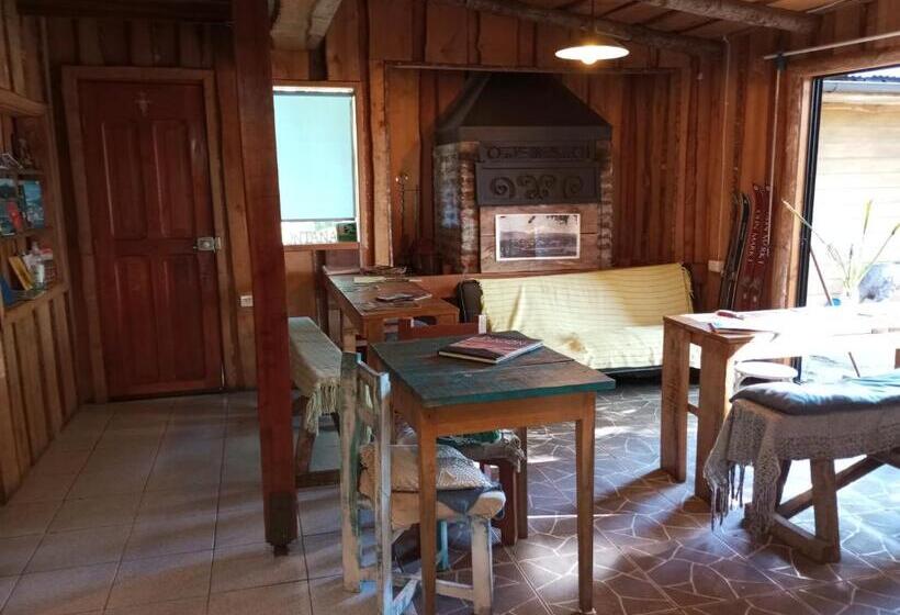 Pensionat Hostal Repu