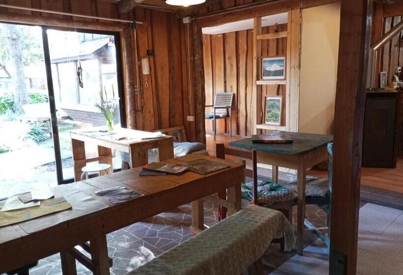 Pensionat Hostal Repu