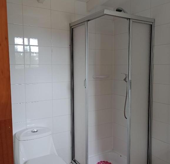 Pensionat Hostal Repu