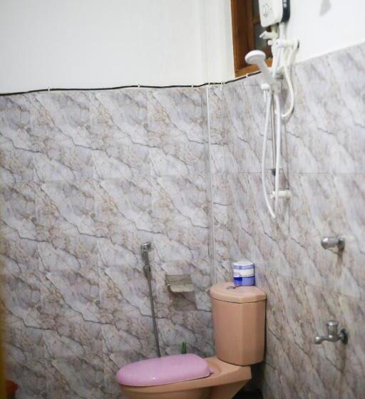 פנסיון Sun Shine Villa