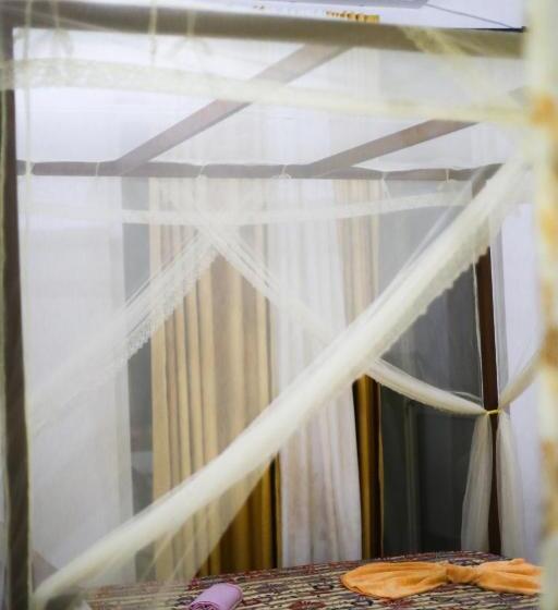 פנסיון Sun Shine Villa