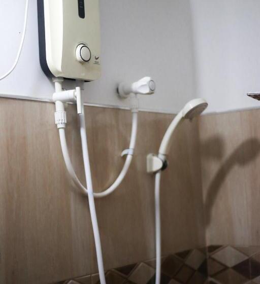 פנסיון Sun Shine Villa