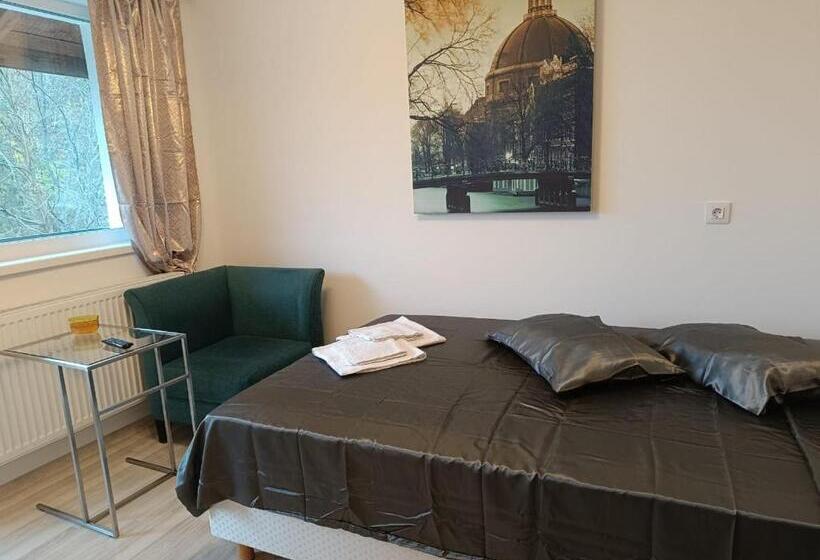 پانسیون Viv Rosetti