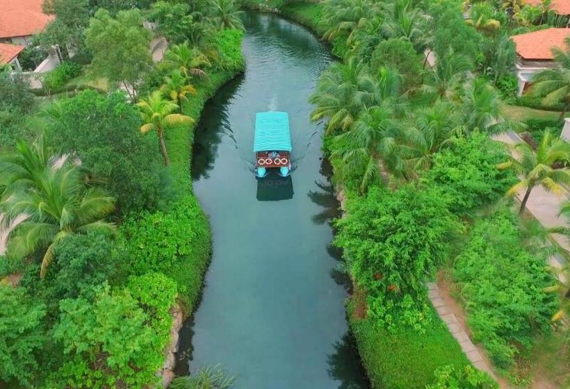 استراحتگاه Laguna Parkside Residences Lăng Cô