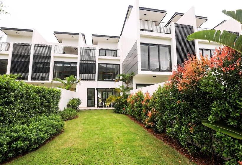 استراحتگاه Laguna Parkside Residences Lăng Cô