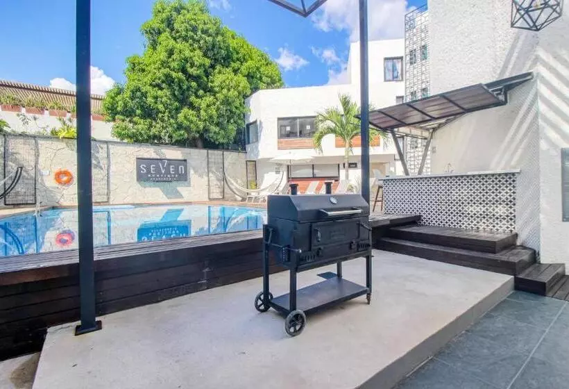 Seven Boutique Unit #36