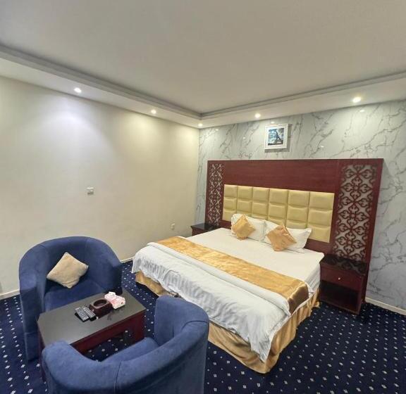 فندق أسس التاج