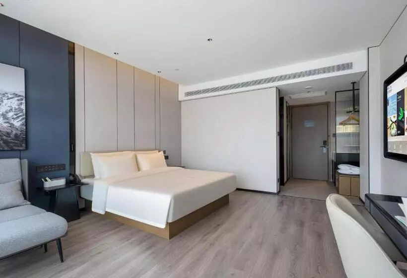 Atour Hotel Qingdao Tangdao Bay Jinggangshan Station