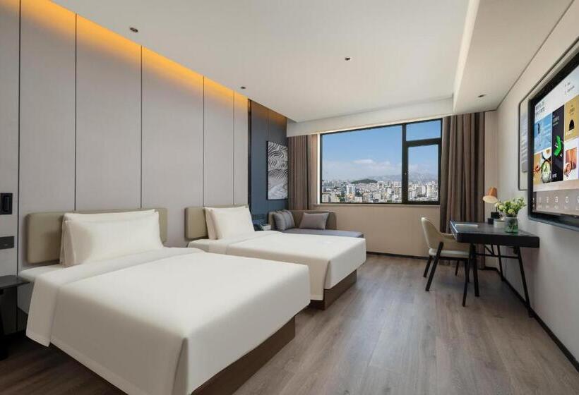 Atour Hotel Qingdao Tangdao Bay Jinggangshan Station