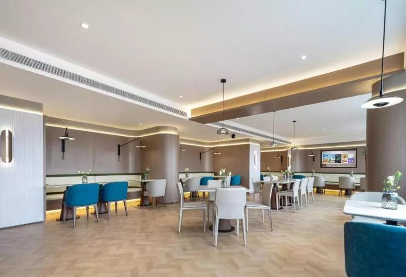 Atour Hotel Qingdao Tangdao Bay Jinggangshan Station