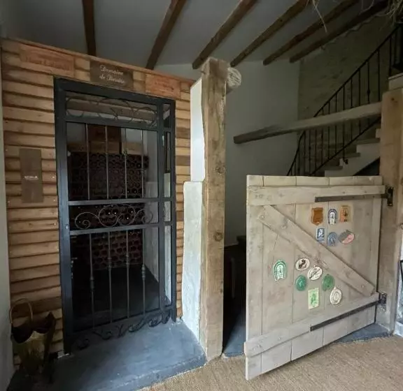 Aamiaismajoitus (B&B) Bessire Chambres & Table D Hôtes