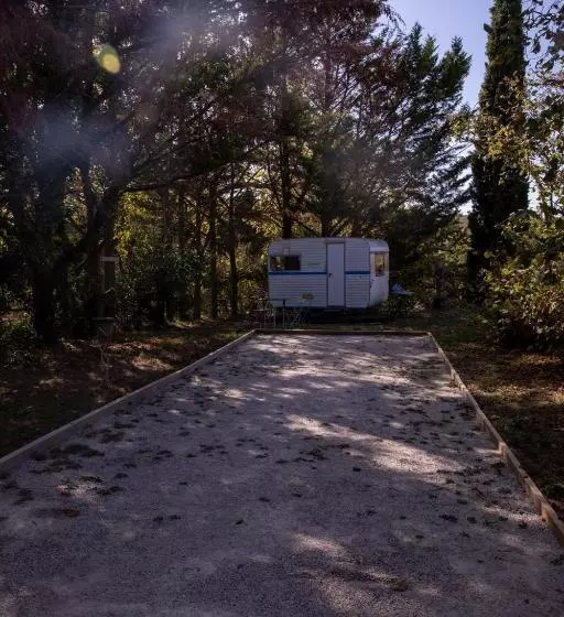 Aamiaismajoitus (B&B) Bessire Chambres & Table D Hôtes