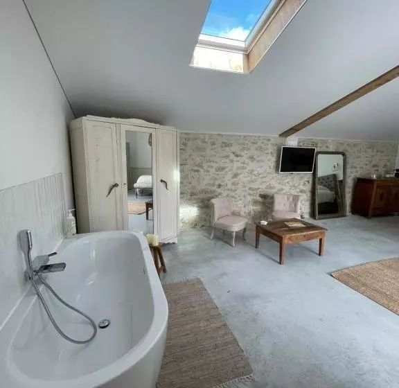 Aamiaismajoitus (B&B) Bessire Chambres & Table D Hôtes