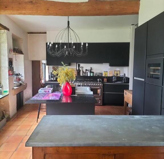 住宿加早餐  Chambres 2 Personnes Dans Notre Maison Girondine