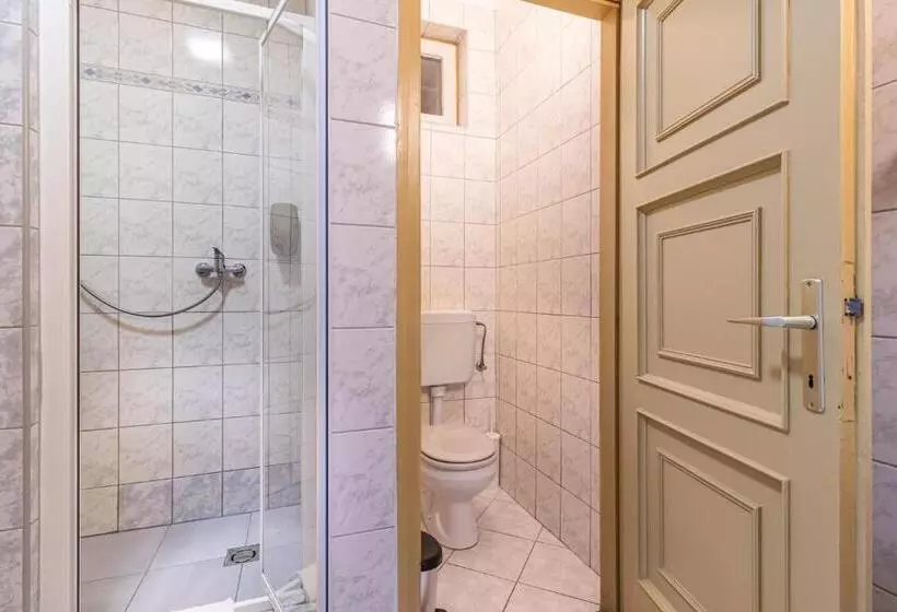 Aamiaismajoitus (B&B) Kisduna étterem Panzió